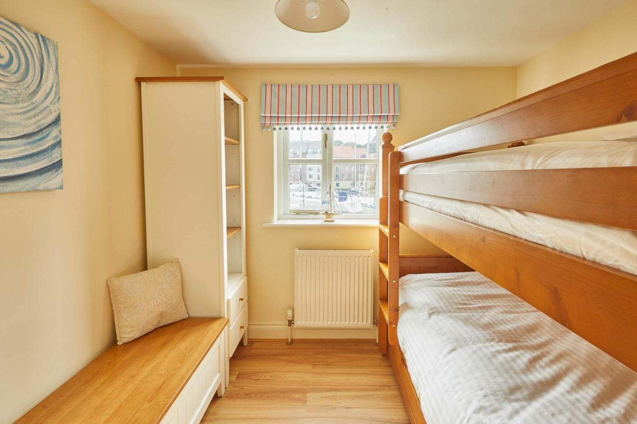 Host & Stay - The Railway Retreat Уитби Екстериор снимка